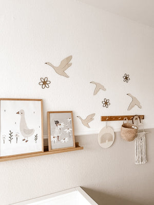 4 Fluggänse aus Holz - graviert