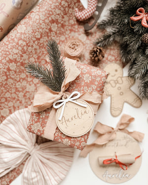 Geschenkanhänger Christbaumschmuck aus Holz – Schleife Persönliche Weihnachtsdeko