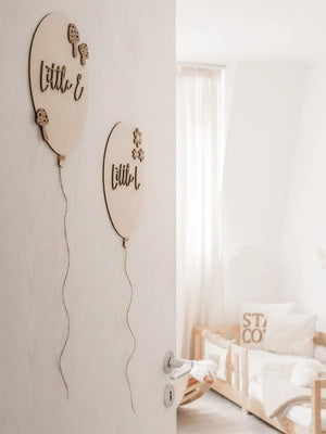 Personalisierter Ballon aus Holz mit Namen und Pilzen in verschiedenen Variationen - BohoWildflowerVibes