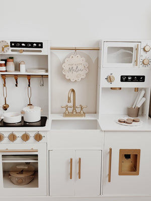 Personalisiertes Hier kocht - Schild