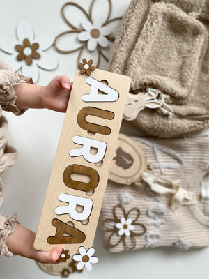 Personalisiertes Steckpuzzle mit Namen und Blumen aus Holz für Kinder ab 3 Jahren mit Gravur - BohoWildflowerVibes