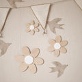 3 Holzblumen Birke Weiß – Elegante Blütenwanddeko fürs Kinderzimmer