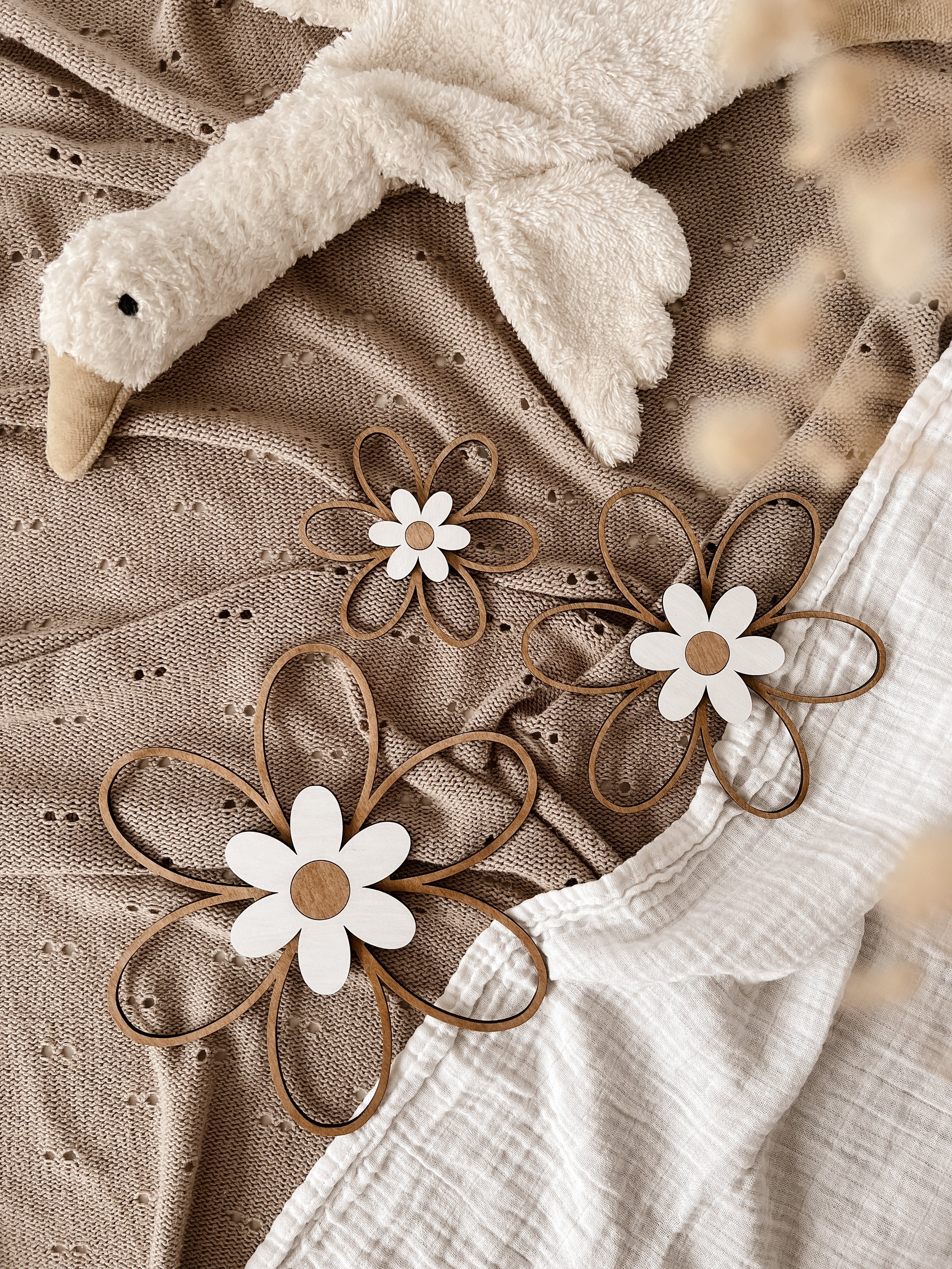 3 Holzblumen - nussbraun, weiß - BohoWildflowerVibes