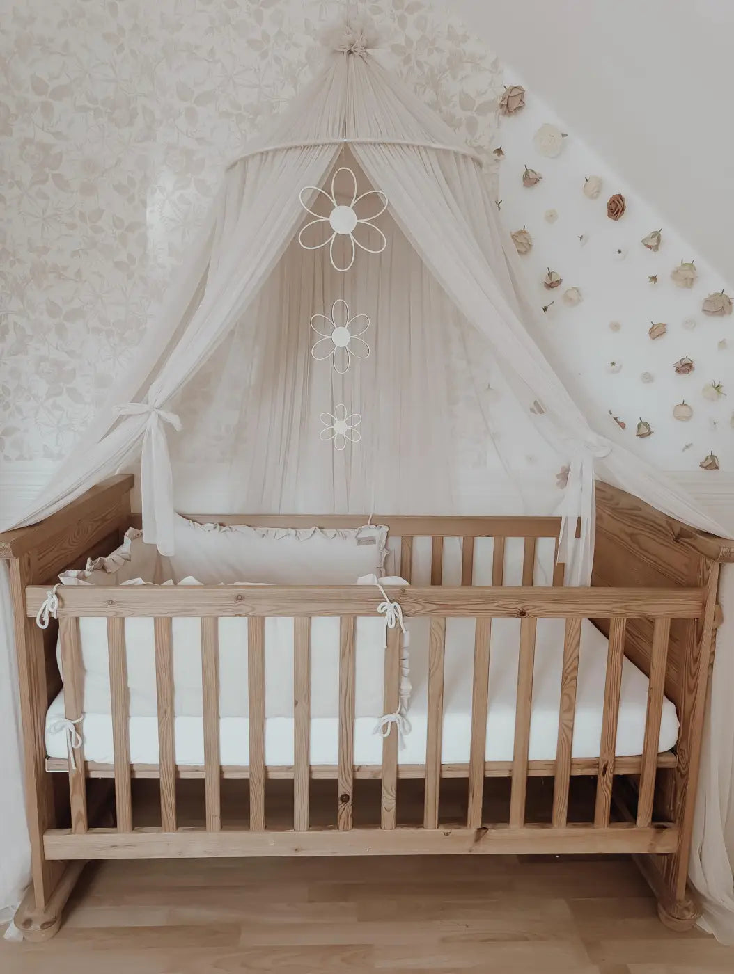 3 Holzblumen Wanddeko für Kinder- und Babyzimmer - BohoWildflowerVibes