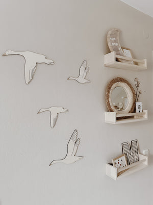 4 Fluggänse aus Holz - graviert - BohoWildflowerVibes