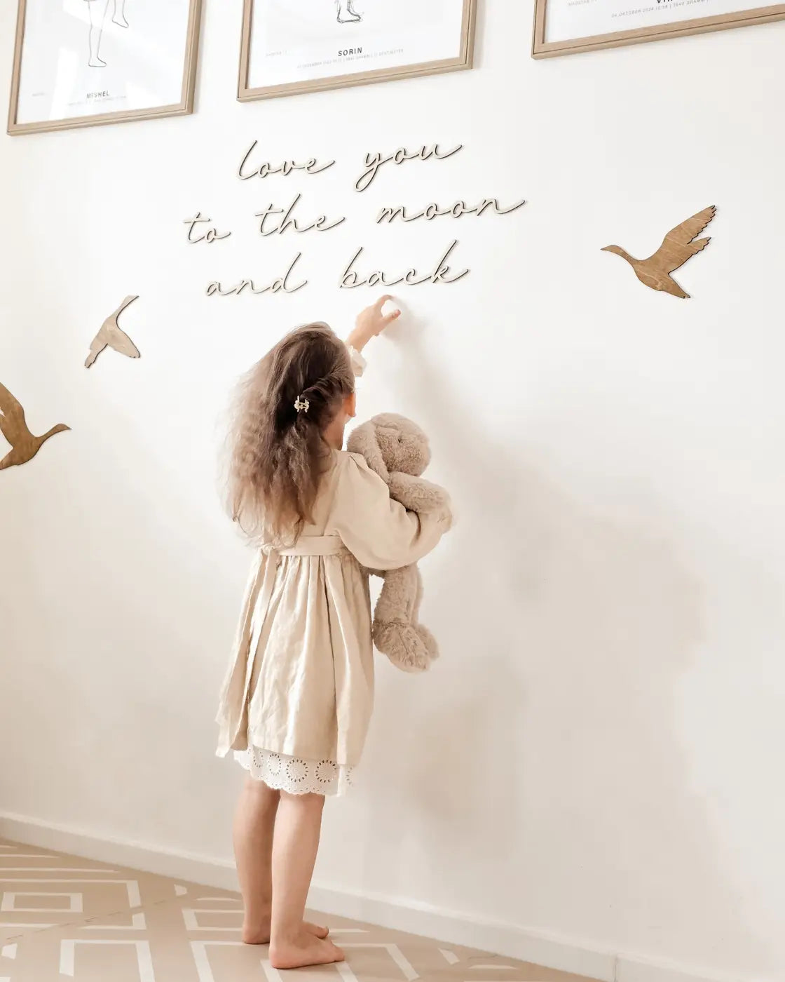 4 Fluggänse aus Holz Wanddeko Kinder- und Babyzimmer - Nussbraun