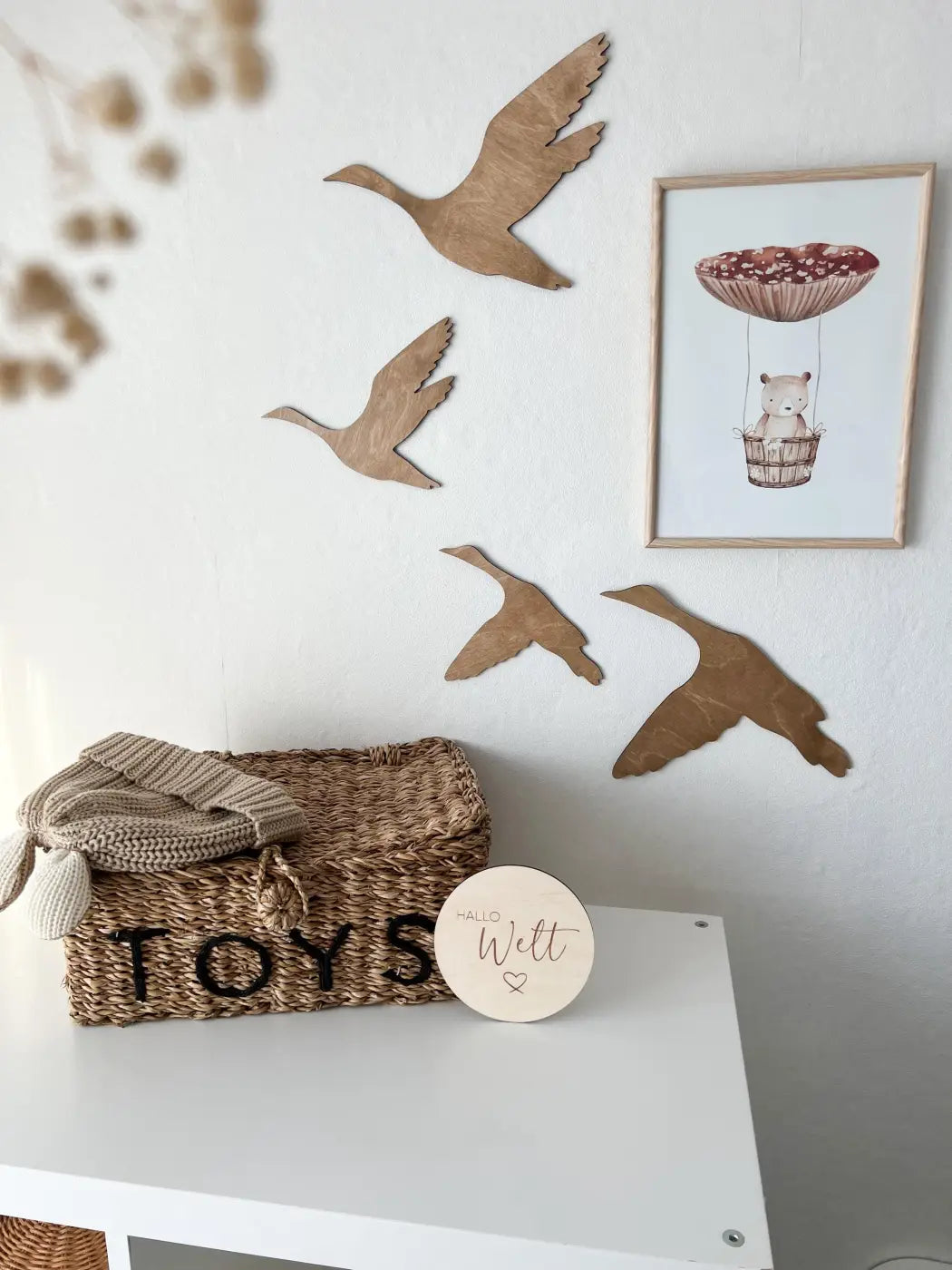4 Fluggänse aus Holz Wanddeko Kinder- und Babyzimmer - Nussbraun - BohoWildflowerVibes