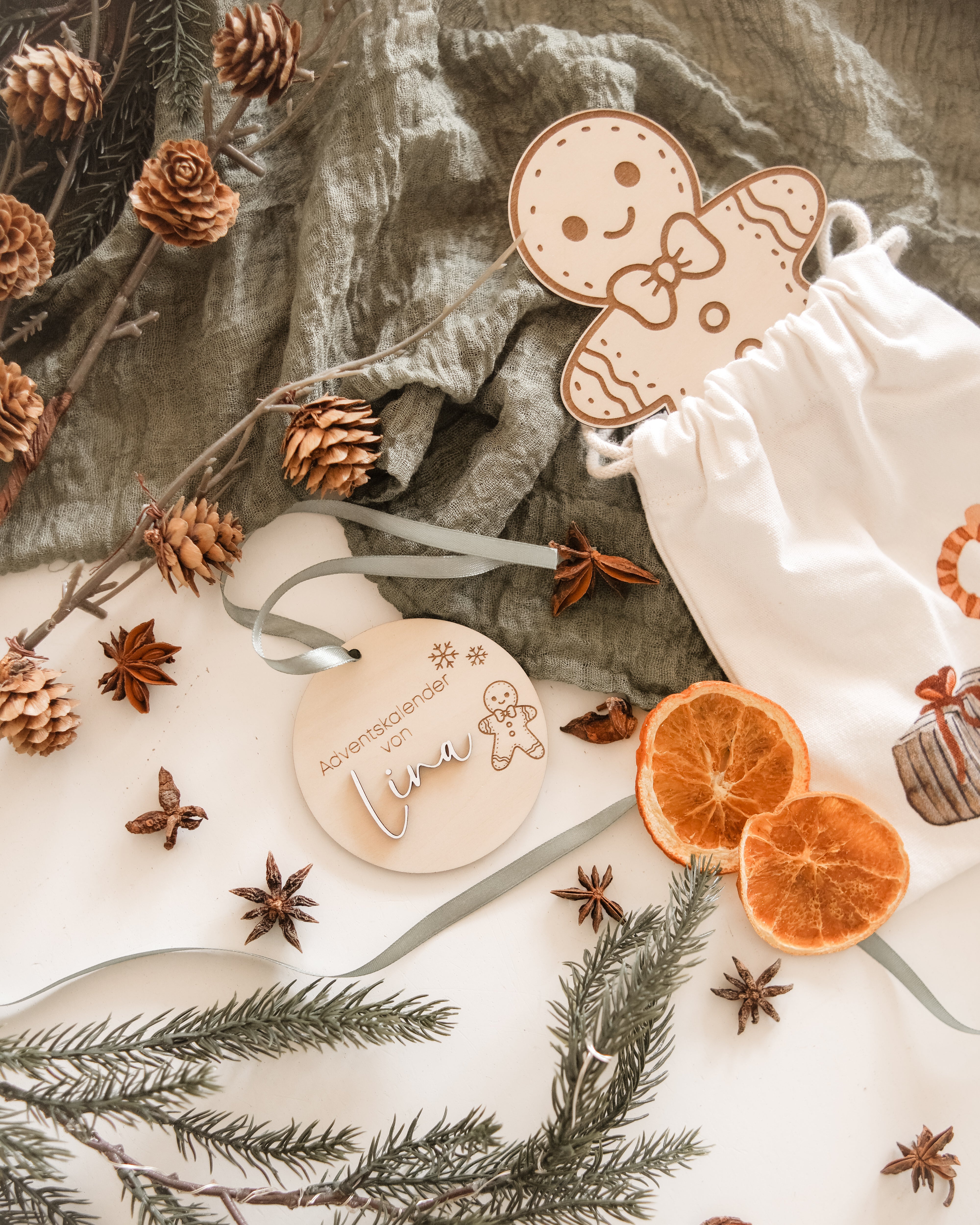 Anhänger für Adventskalender aus Holz - personalisiert
