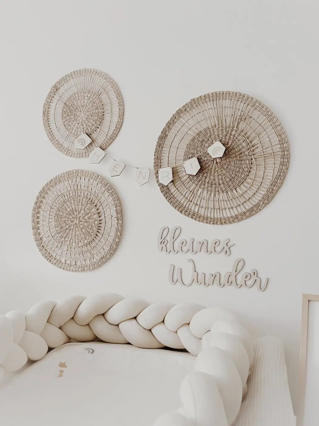Kleine personalisierte Wimpelkette mit Wunschmotiven