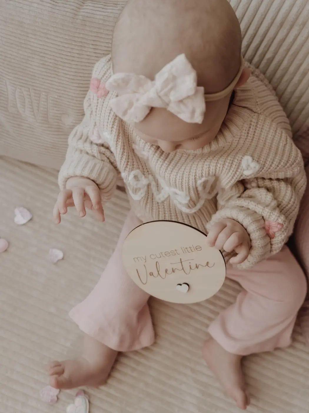 my cutest little Valentine - Tafel aus Holz - weiß, Meilensteinkarte zum Valentinstag - BohoWildflowerVibes