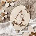 Personalisierter Ballon aus Holz mit Initialen und Namen mit Schmetterling in verschiedenen Variationen - BohoWildflowerVibes