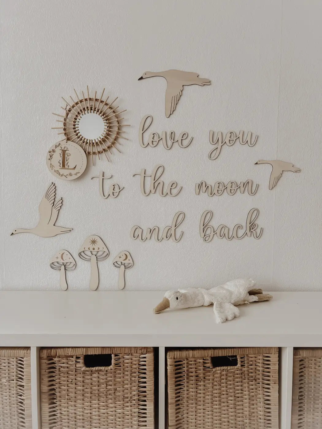 Personalisiertes Holzschild mit Buchstabe - BohoWildflowerVibes