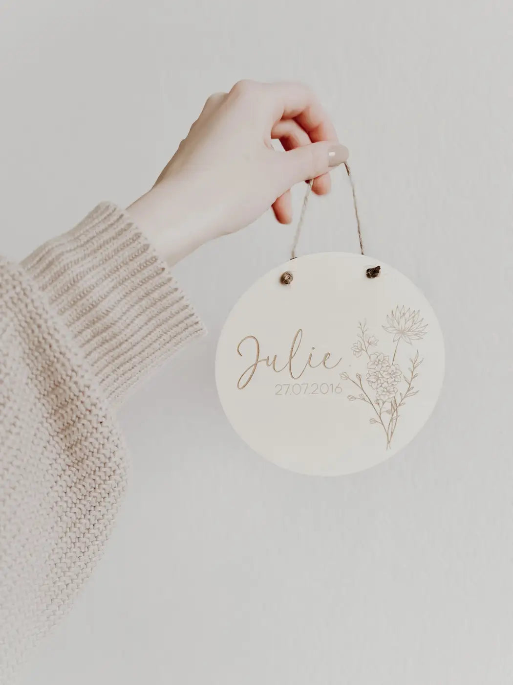 Personalisiertes Holzschild mit Geburtsblume, 12 Motive - BohoWildflowerVibes
