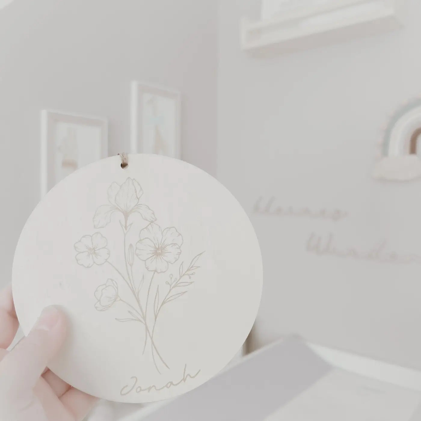 Personalisiertes Holzschild mit Geburtsblume, 12 Motive - BohoWildflowerVibes