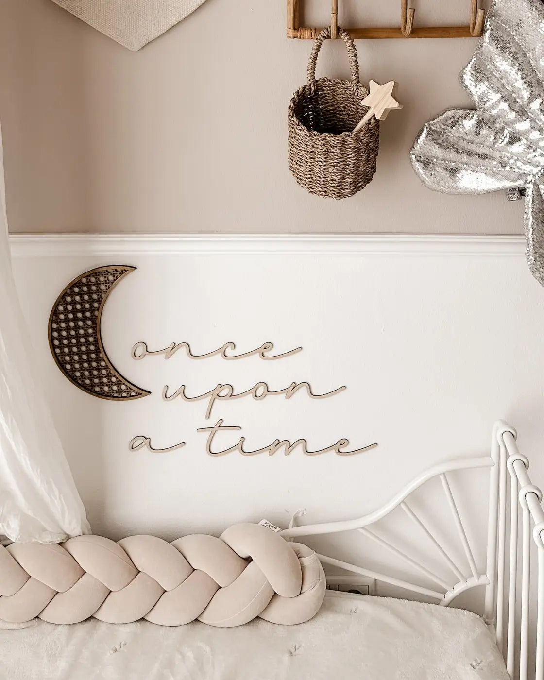 Schriftzug - once upon a time
