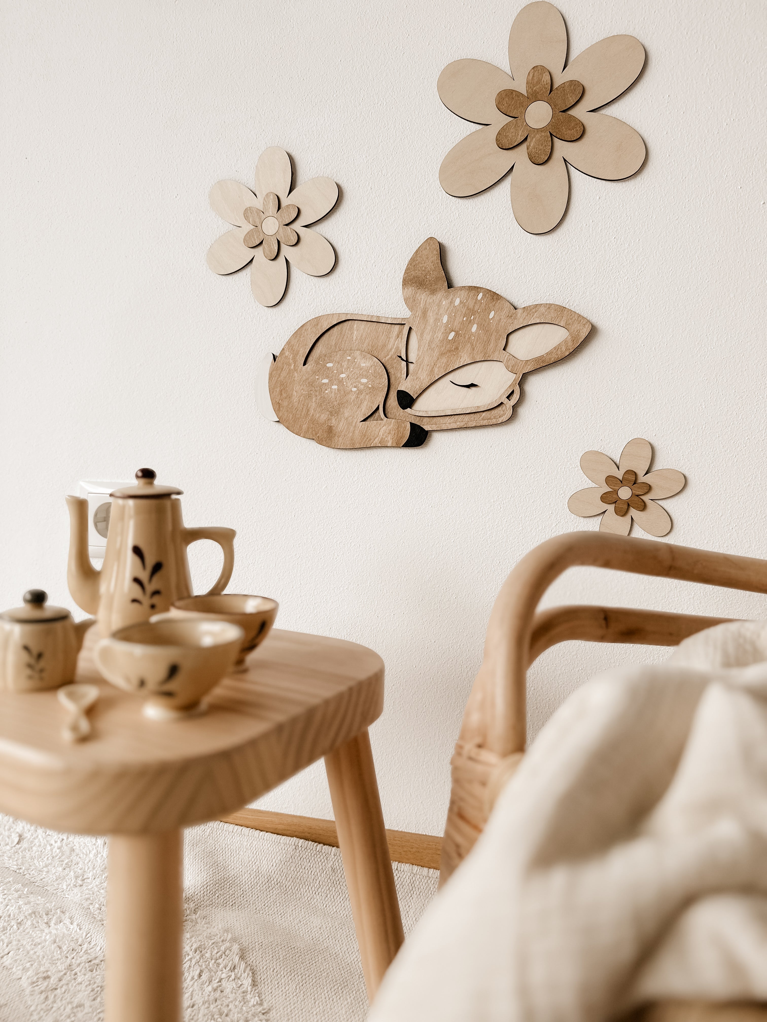 Reh aus Holz - nussbraun Birke