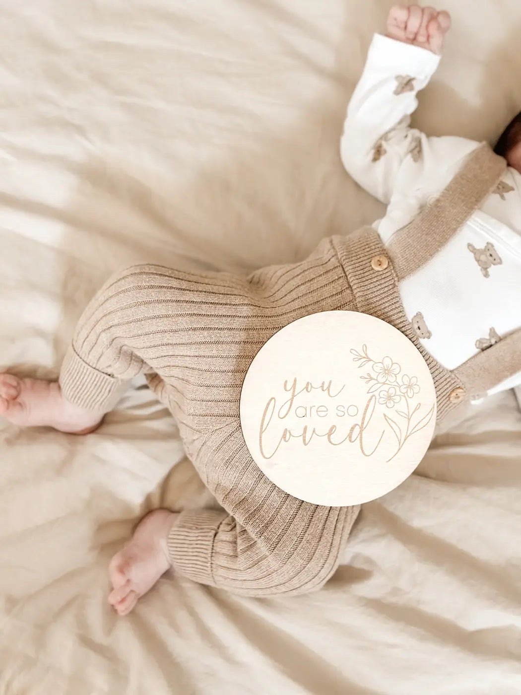 You Are So Loved Meilensteinkarte – Die perfekte Baby- & Schwangerschafts-Erinnerung